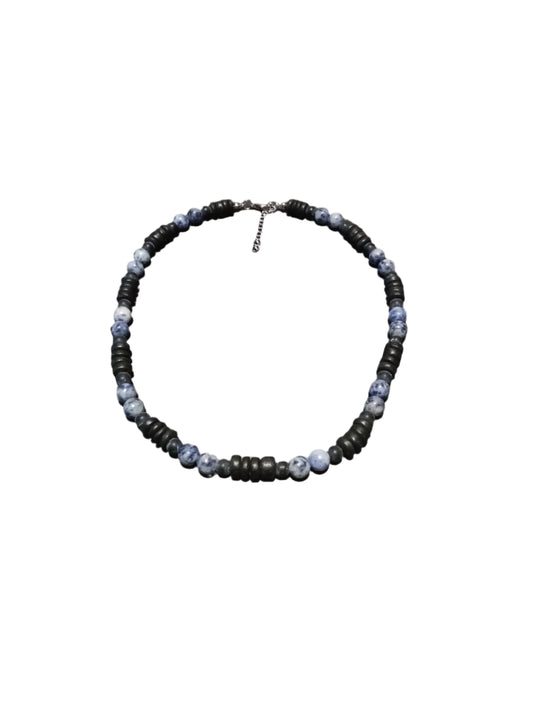 Drevený náhrdelník sodalit