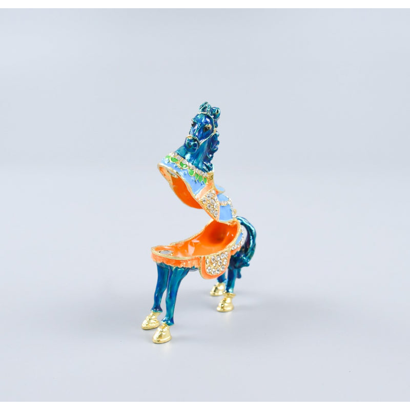 Zdobená šperkovnica "KÔŇ"