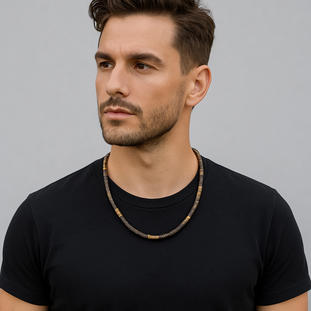 Drevené náhrdelníky s minerálmi